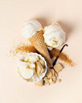vanilla gelato & waffle cone10 фото