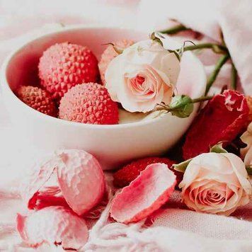 Litchi Rose10 фото
